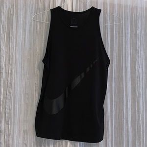 Nike top